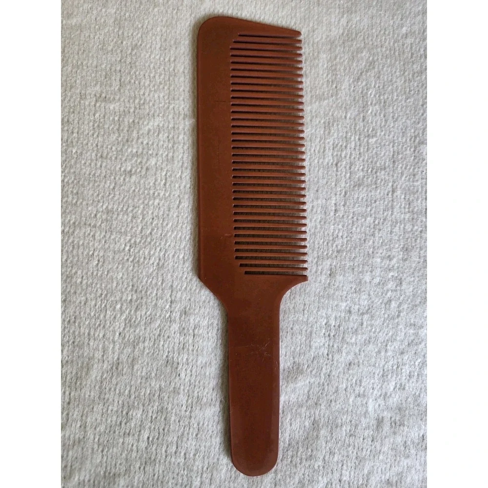 Vintage VOGUE Hard Rubber Combs – Lot of‎ 6 – Barber / Salon – MCM Colors